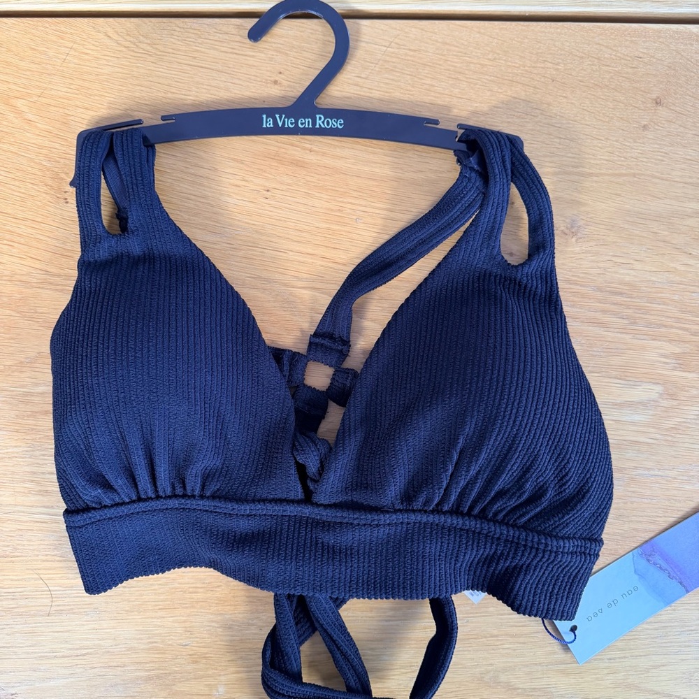 Black Coastal Textured Triangle Bikini Top eau de sea size Large NWT